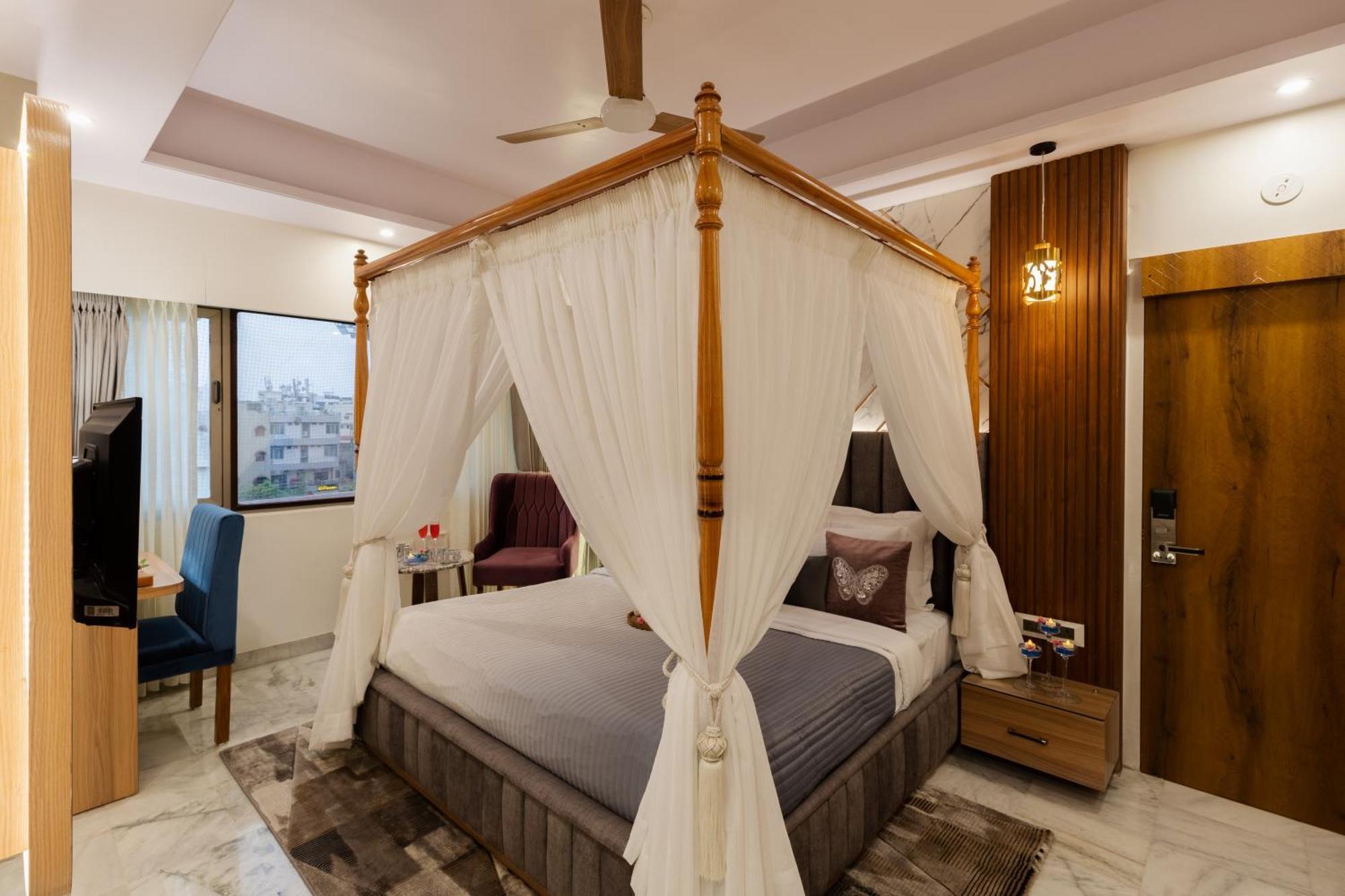 Sarang Palace - A Luxury Boutique Hotel Jaipur Exterior photo